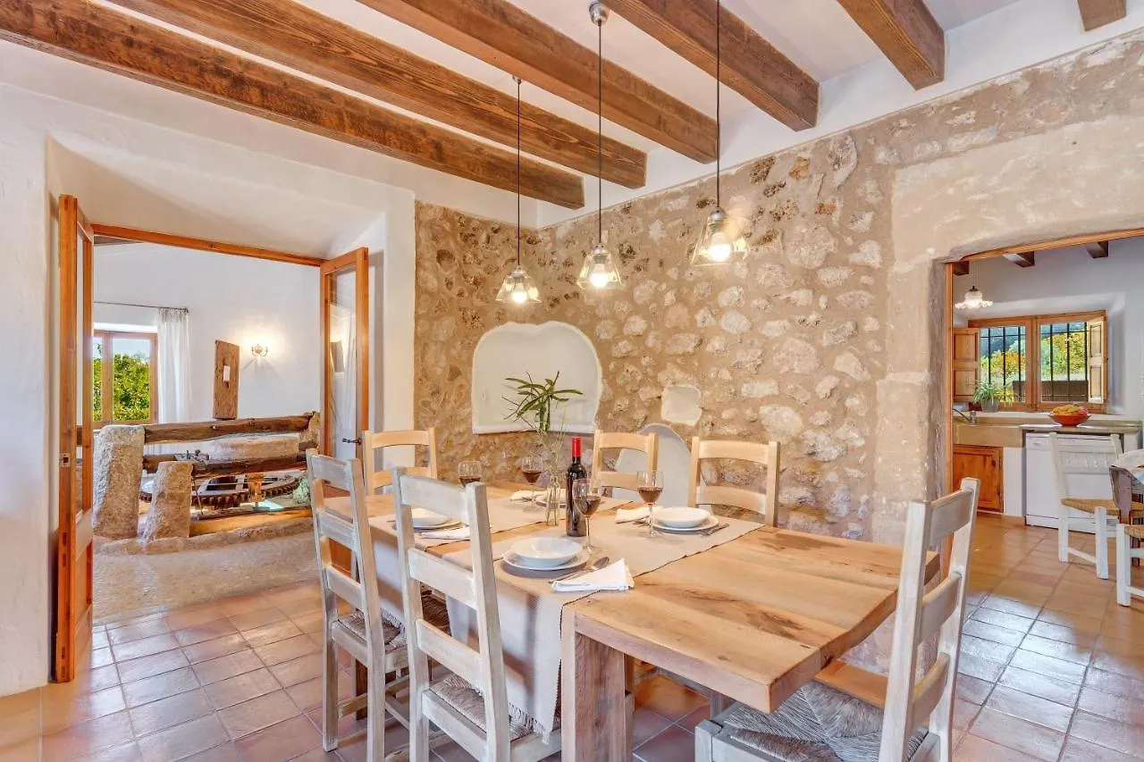Can Peric Pollenca Spain