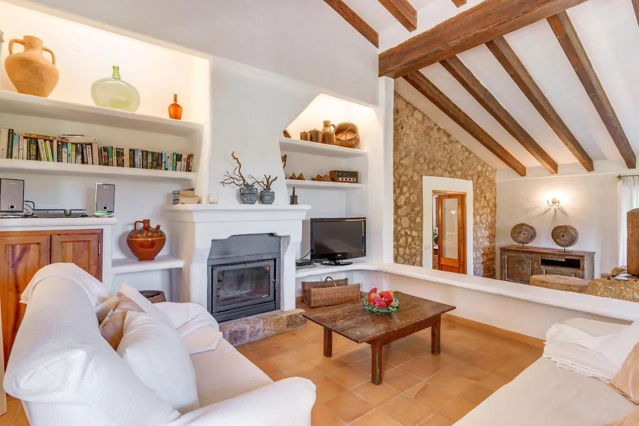 Holiday home Can Peric Pollenca